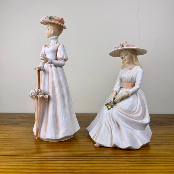 Vintage Enesco Victorian Lady Figurines | E1410 & E9009 | Made in Mexico - Picture 10 of 15